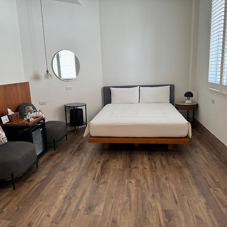 De Provintia Straat B&B Tainan Dış mekan fotoğraf